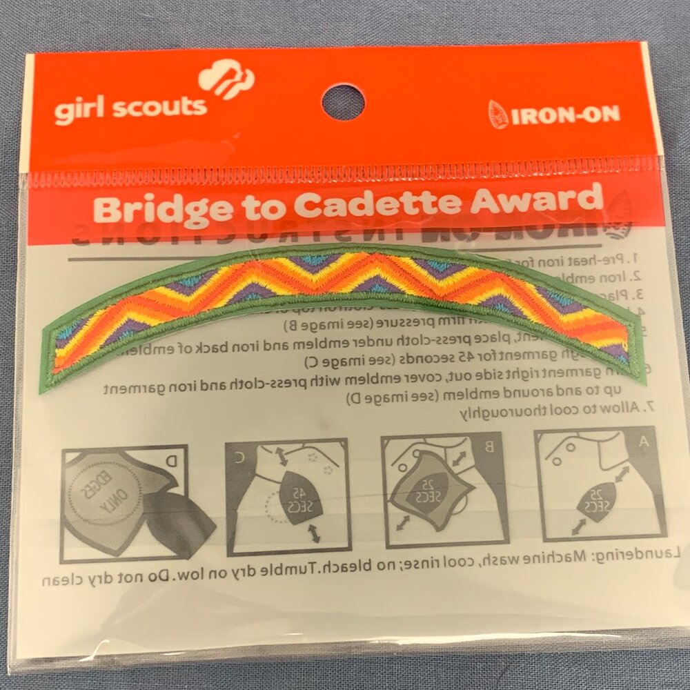 GIRL SCOUTS - NEW Girl Scout Bridge To Cadette ARC patch, iron on